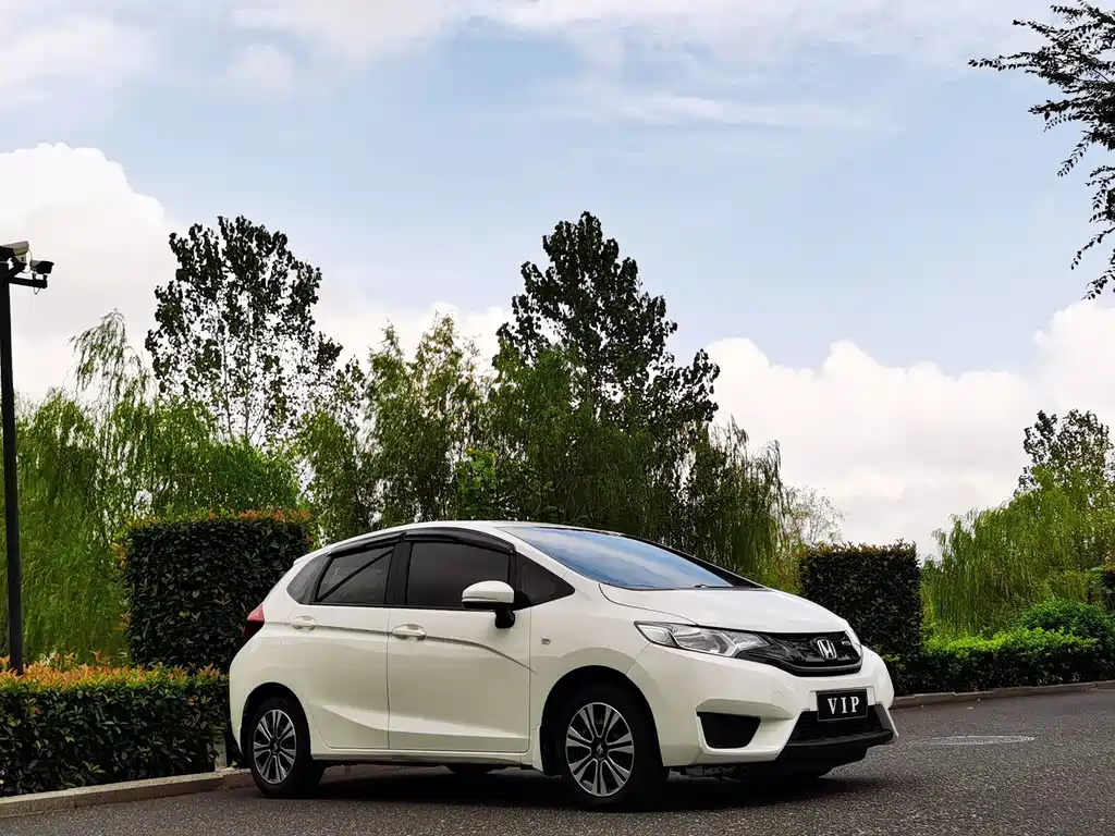 Honda Fit — фото 3