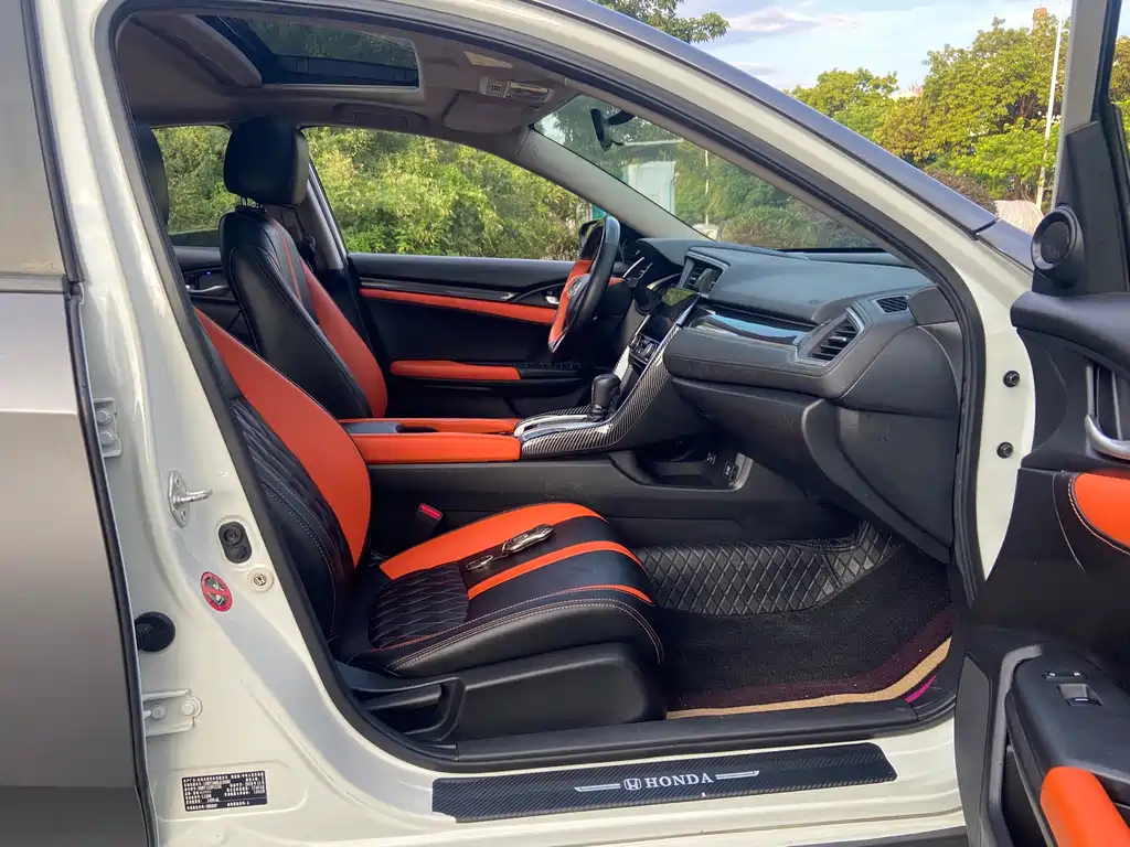Honda Civic — фото 9