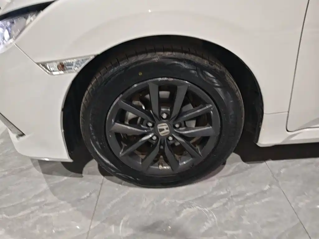 Honda Civic — фото 23