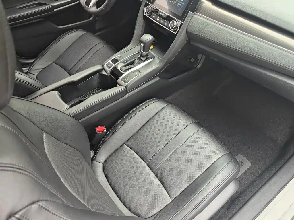 Honda Civic — фото 13