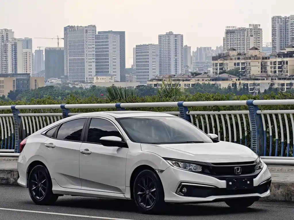 Honda Civic — фото 3