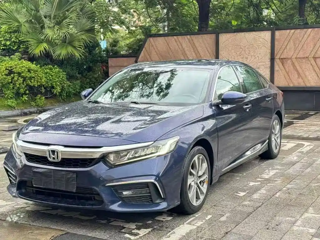 Honda Inspire — фото 2