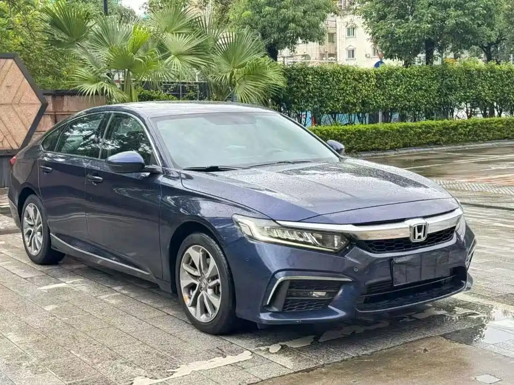 Honda Inspire — фото 4