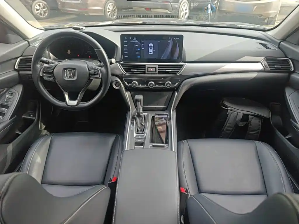 Honda Inspire — фото 10