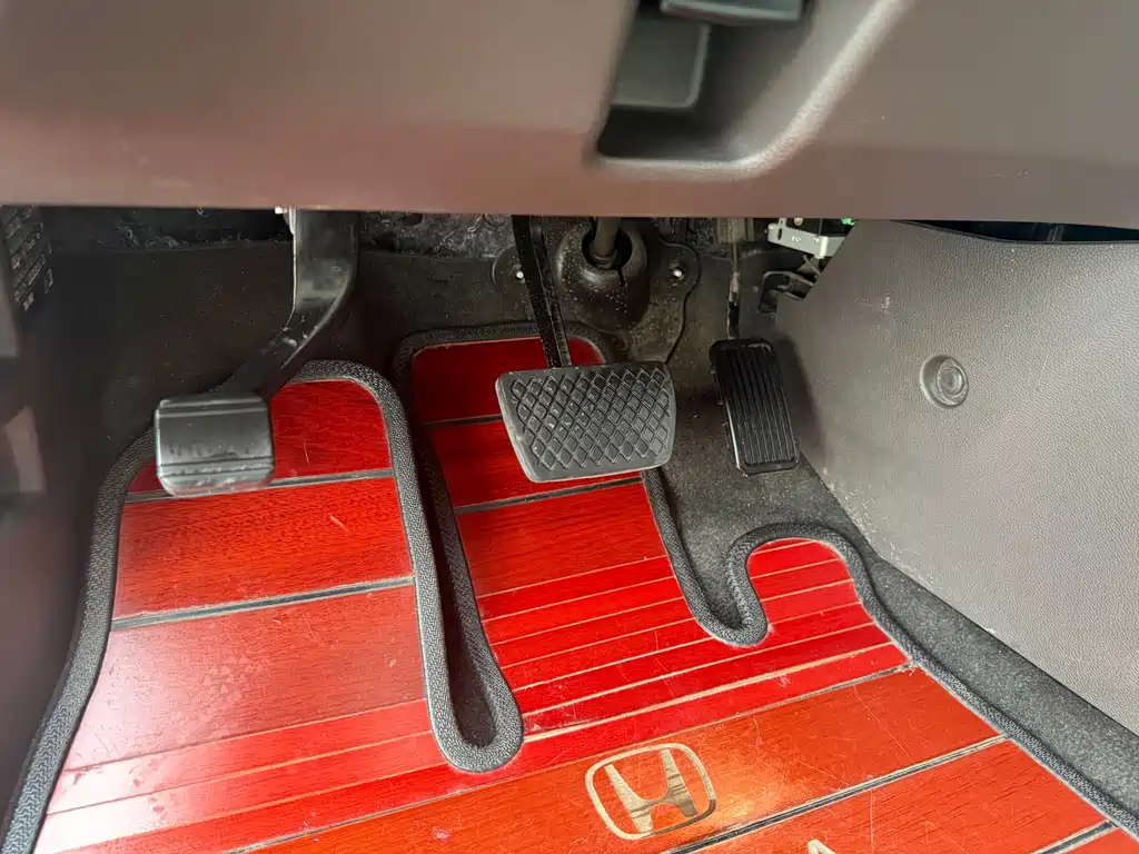 Honda Odyssey — фото 15