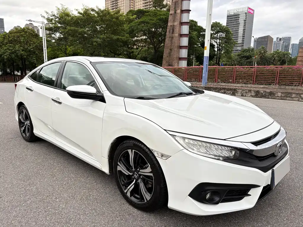 Honda Civic — фото 2