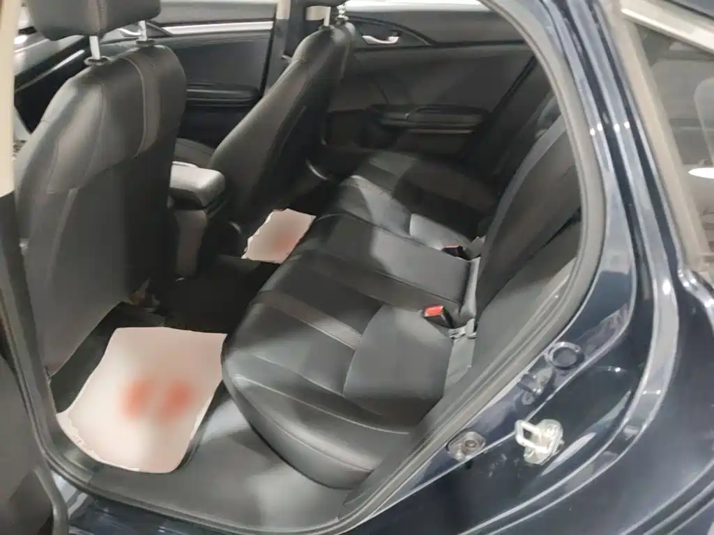 Honda Civic — фото 17