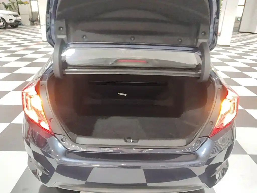 Honda Civic — фото 19