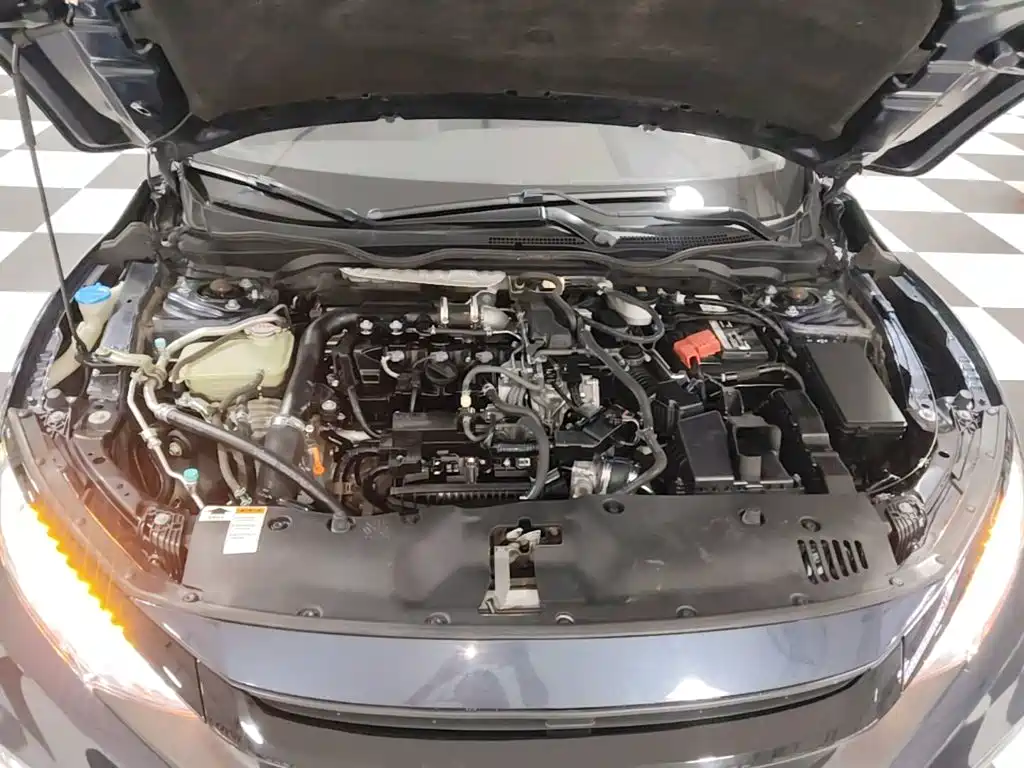 Honda Civic — фото 20