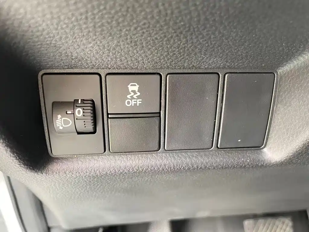 Honda Fit — фото 13