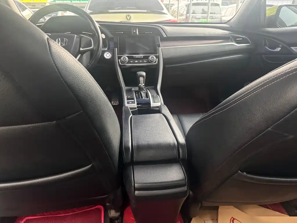 Honda Civic — фото 6