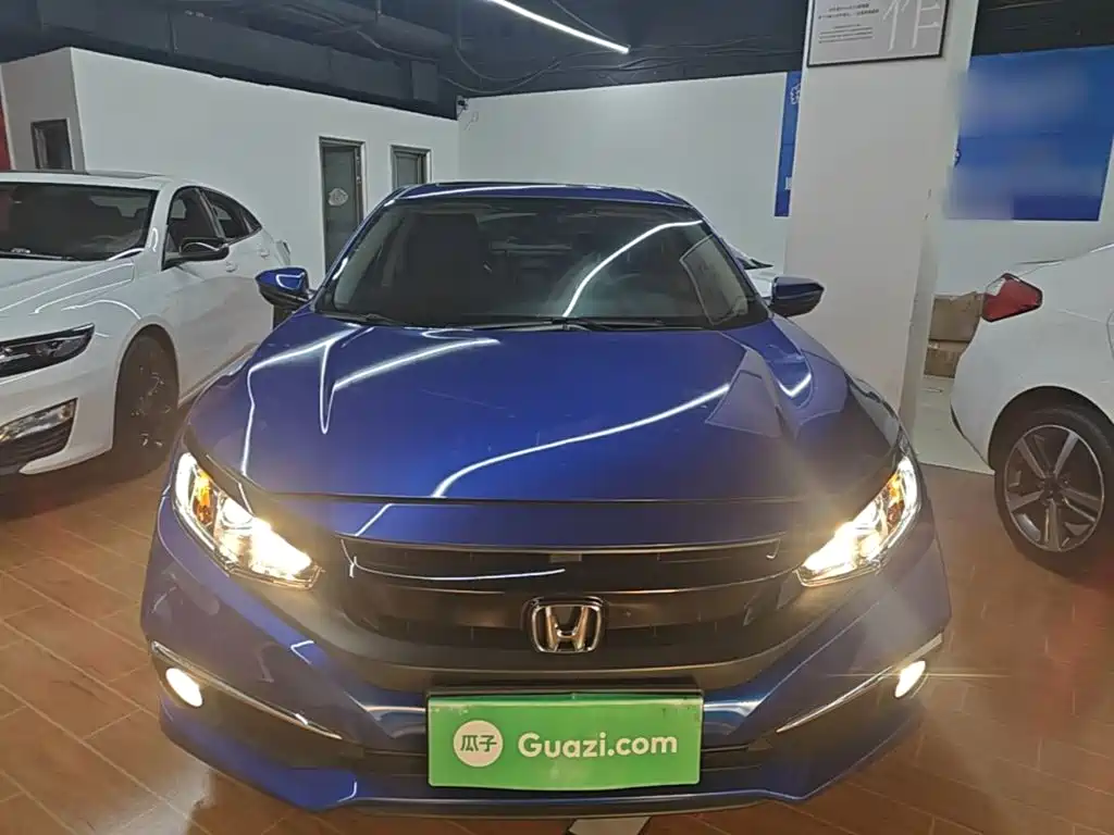 Honda Civic — фото 3