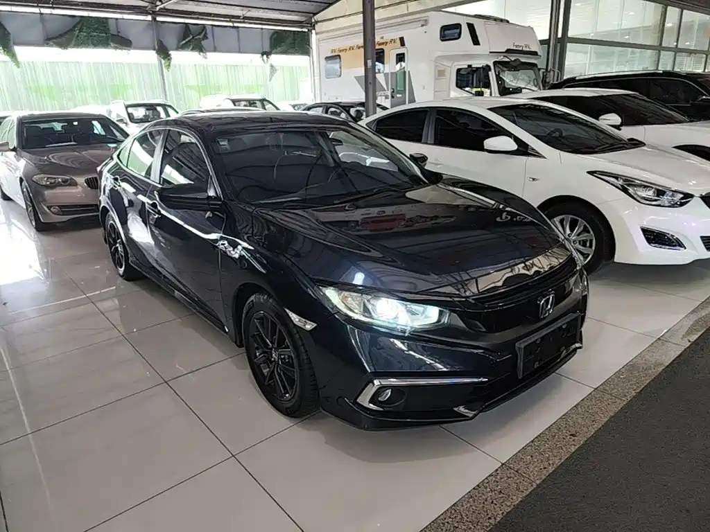 Honda Civic — фото 4