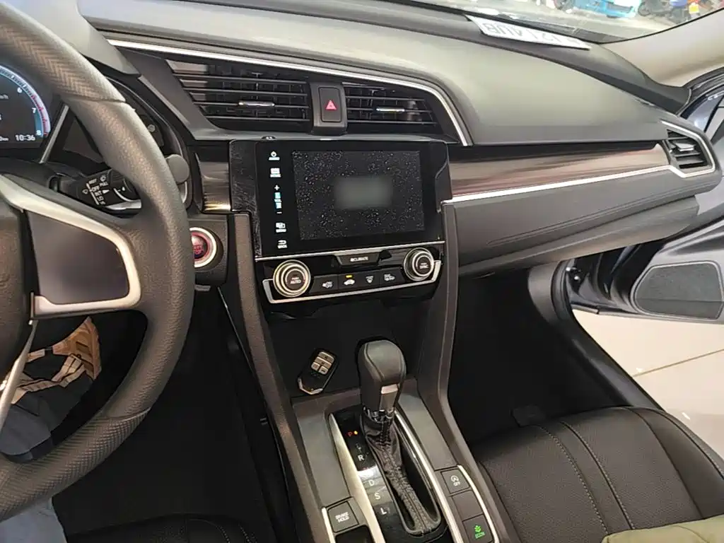 Honda Civic — фото 10