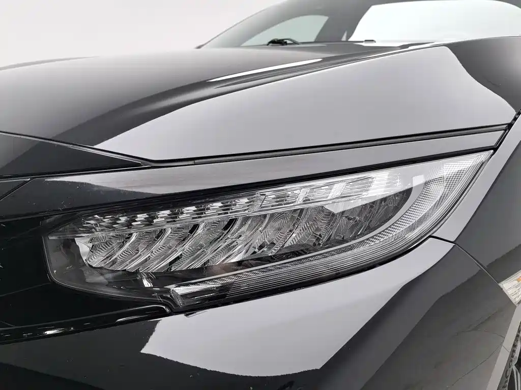 Honda Civic — фото 7