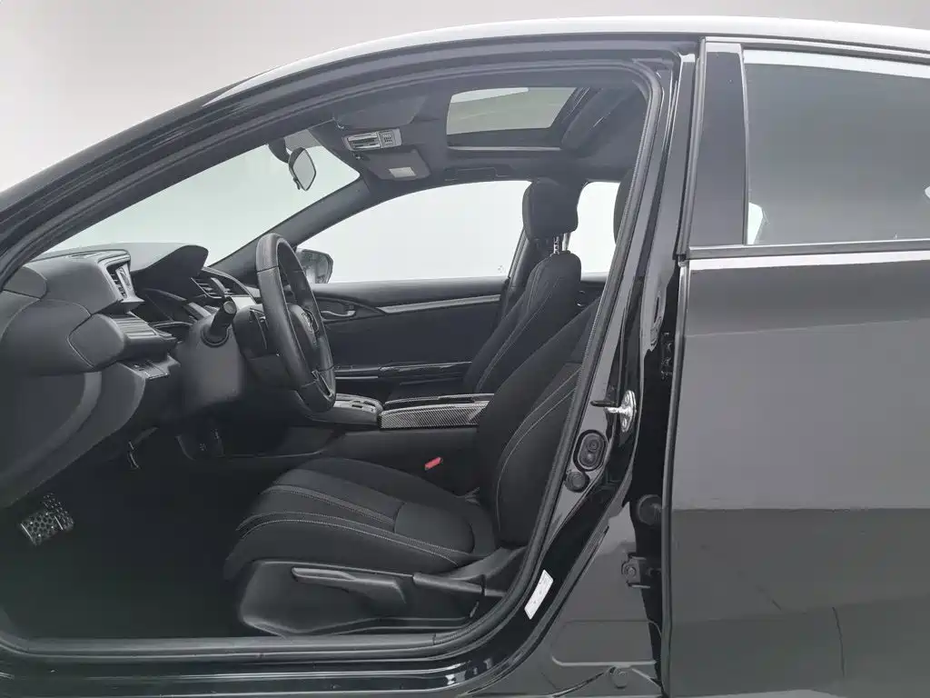 Honda Civic — фото 10