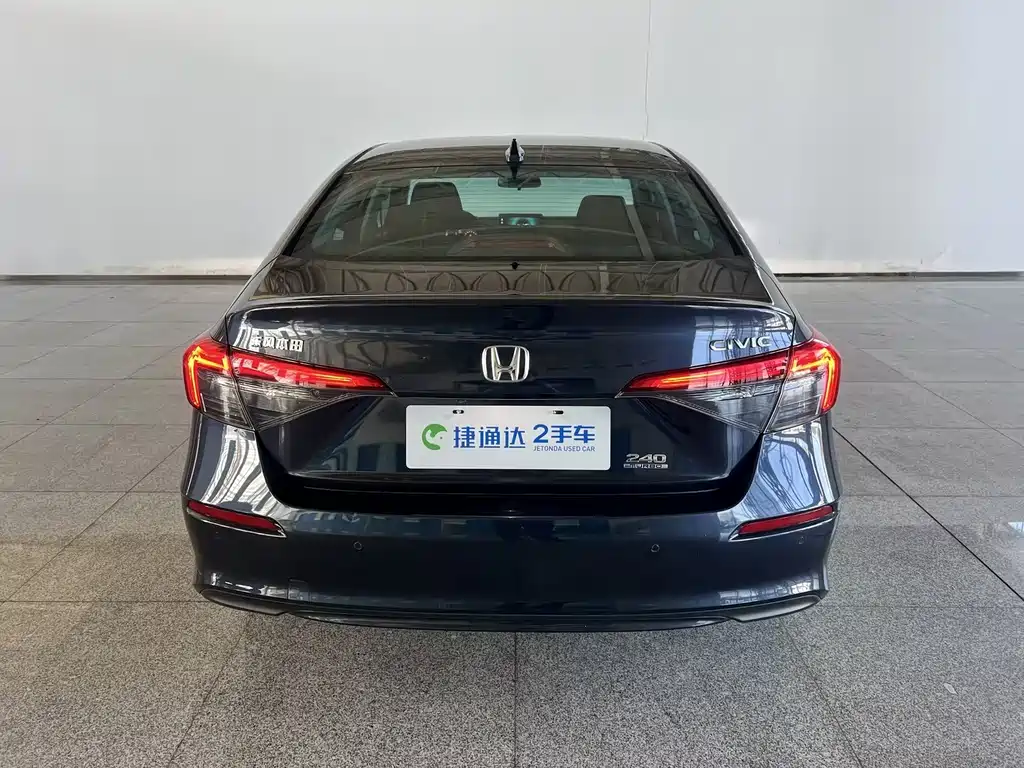 Honda Civic — фото 8