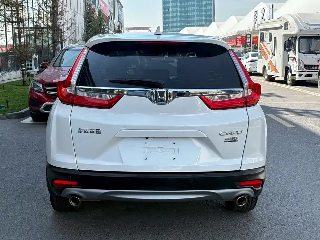 Honda CR-V — фото 8