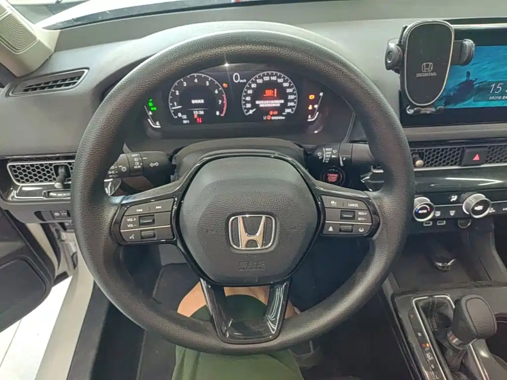 Honda Civic — фото 11