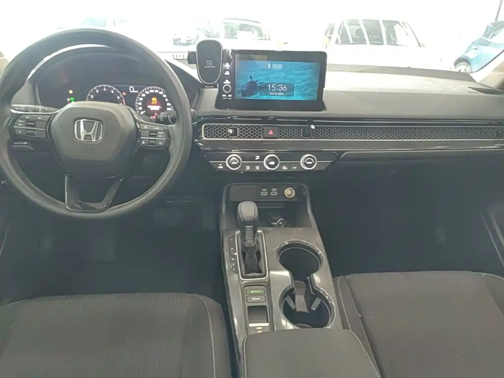 Honda Civic — фото 13