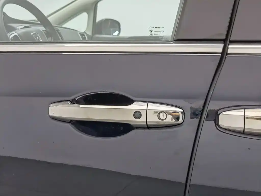 Honda Odyssey — фото 18