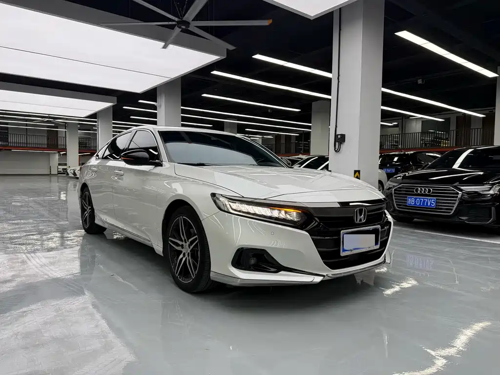 Honda Accord — фото 3