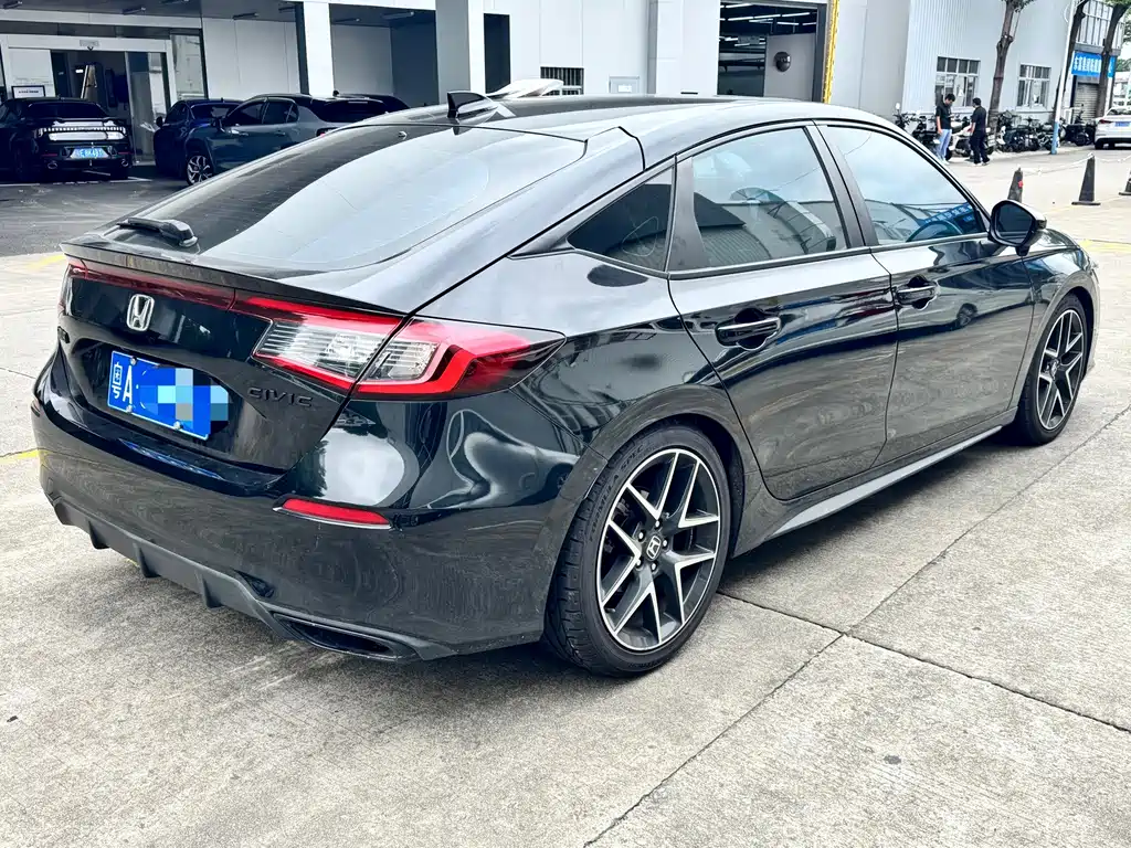 Honda Civic — фото 3