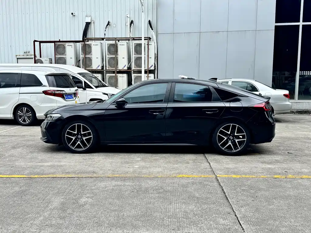 Honda Civic — фото 5