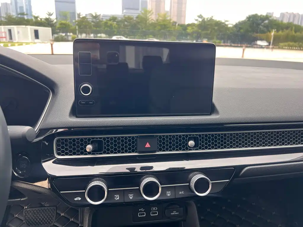 Honda Civic — фото 14