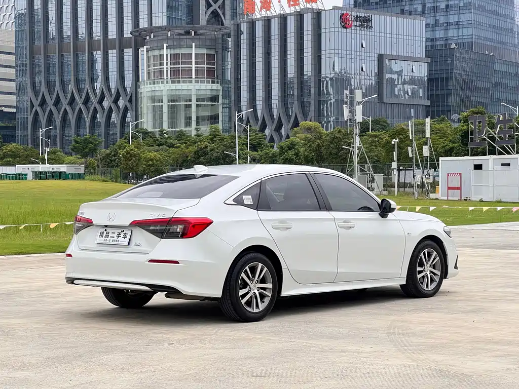 Honda Civic — фото 6