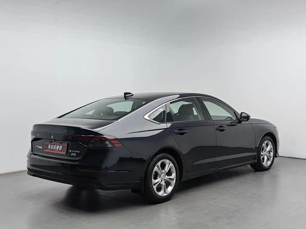Honda Accord — фото 2