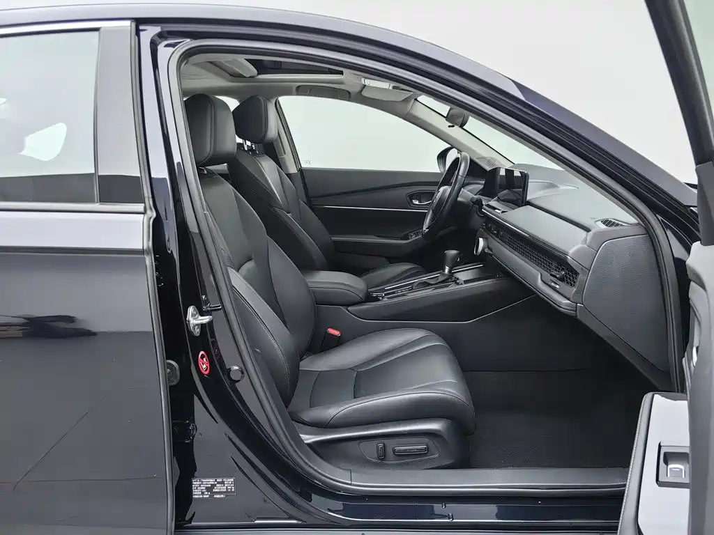 Honda Accord — фото 23