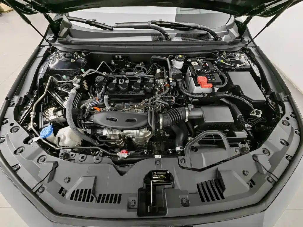 Honda Accord — фото 6