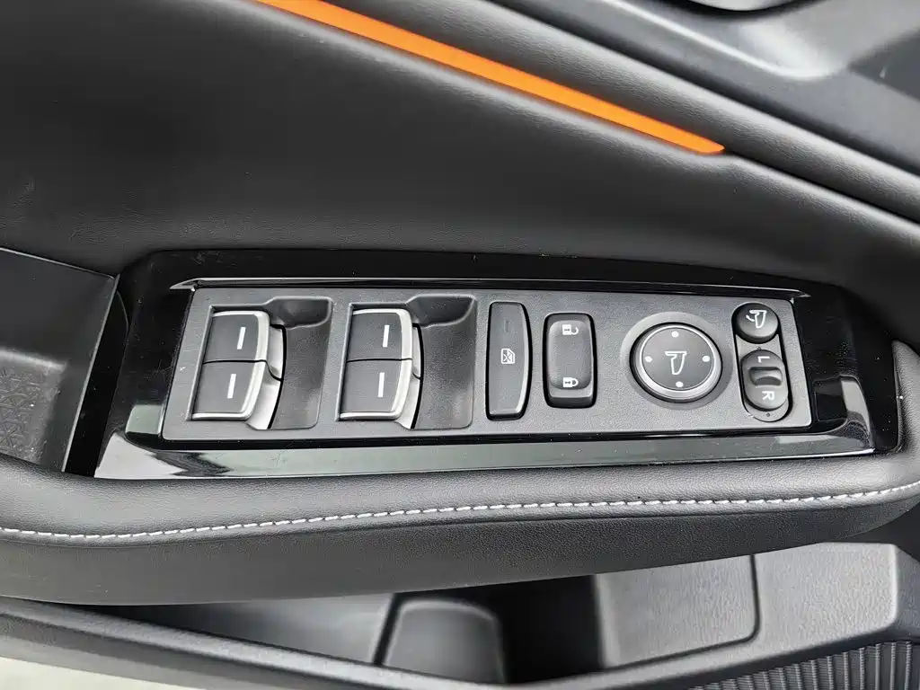 Honda Accord — фото 9