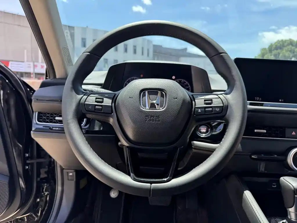 Honda Inspire — фото 33