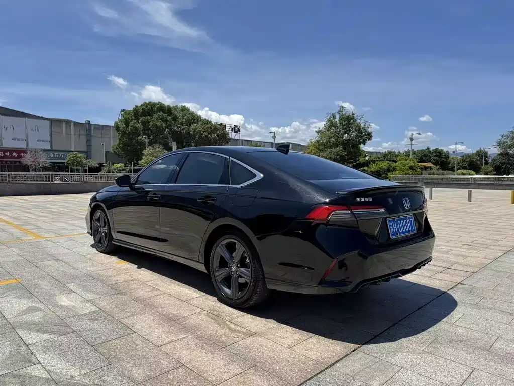 Honda Inspire — фото 6