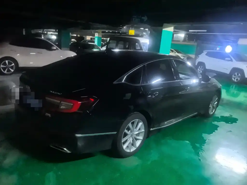 Honda Accord — фото 4