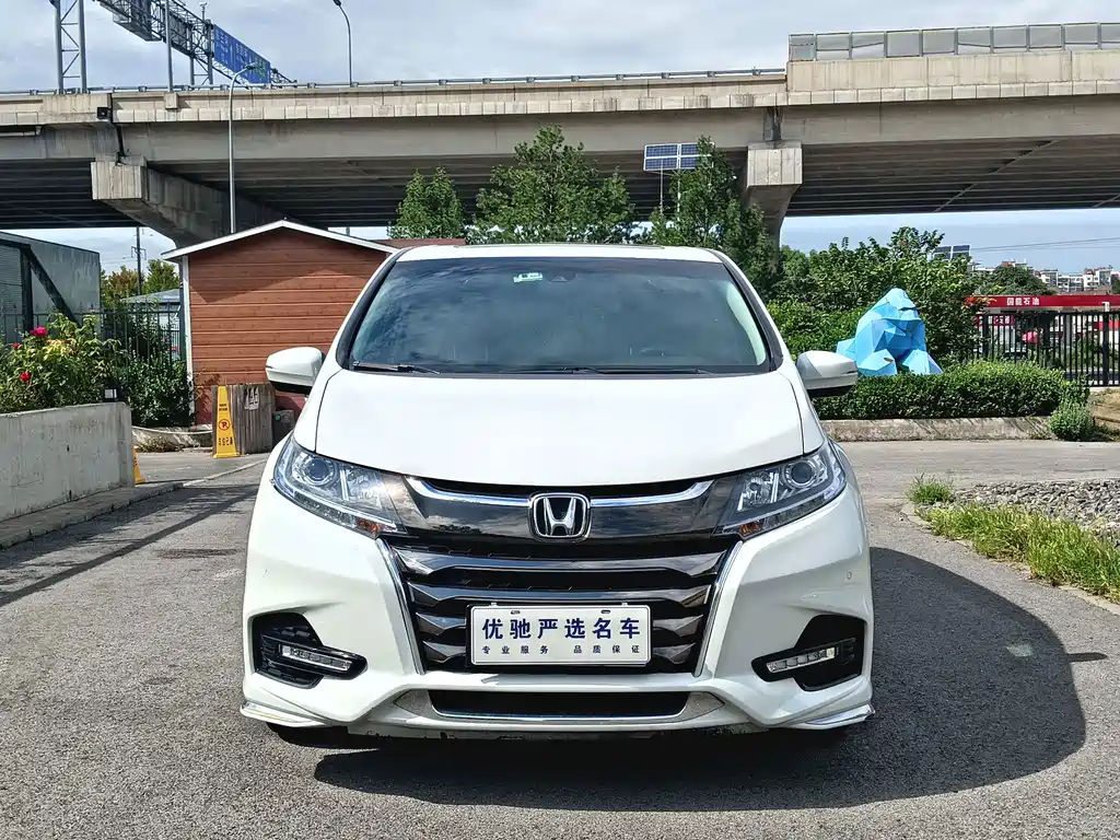 Honda Odyssey — фото 2