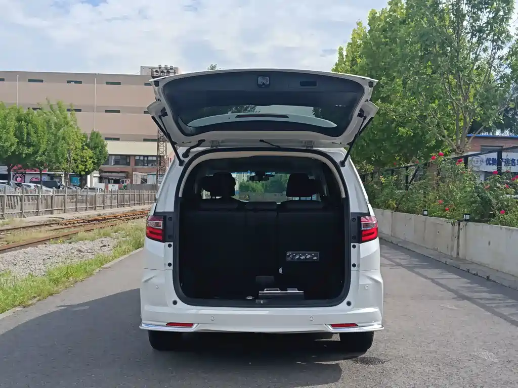 Honda Odyssey — фото 10