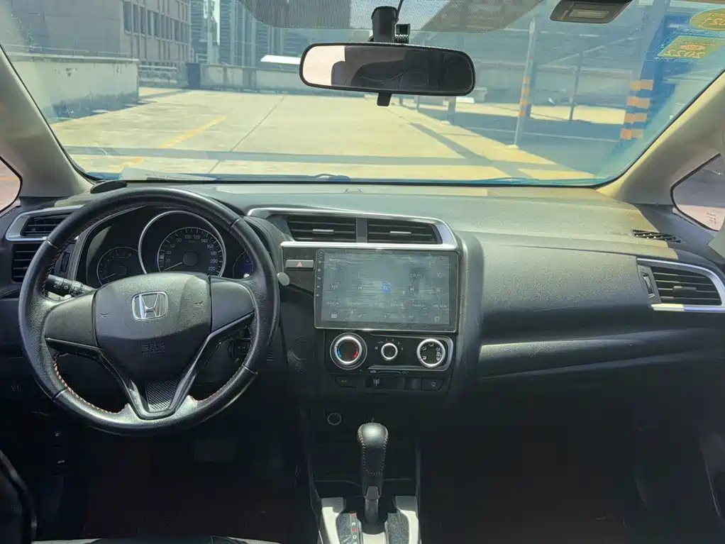 Honda Fit — фото 6