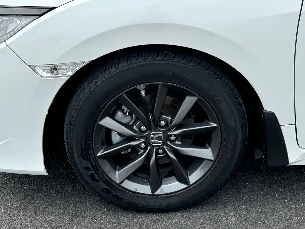 Honda Civic — фото 5