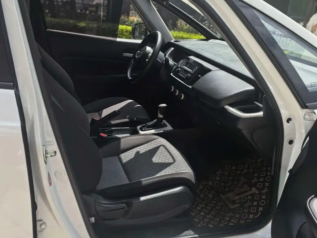 Honda Fit — фото 6