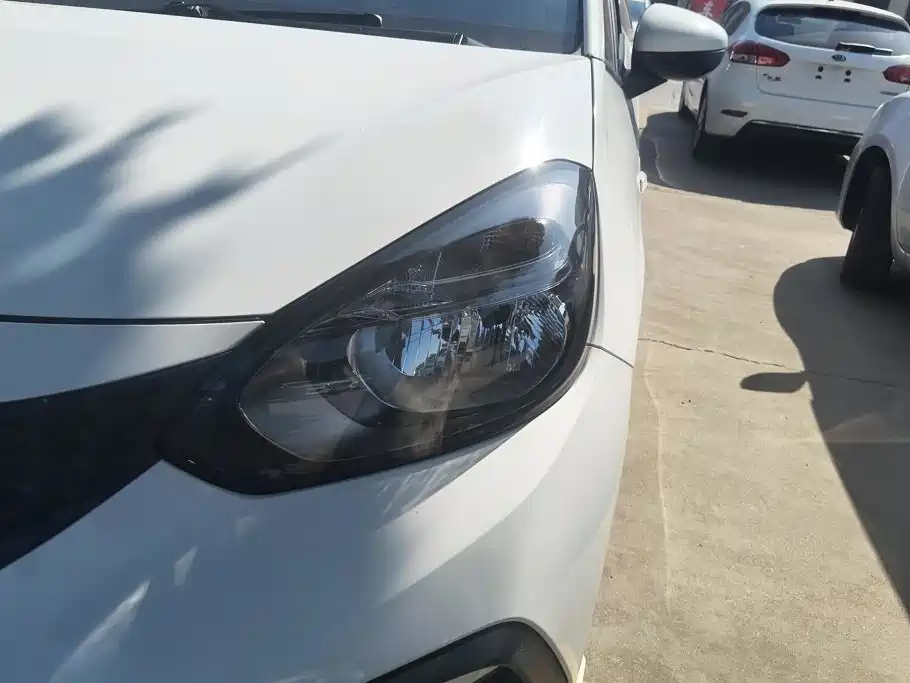 Honda Fit — фото 5