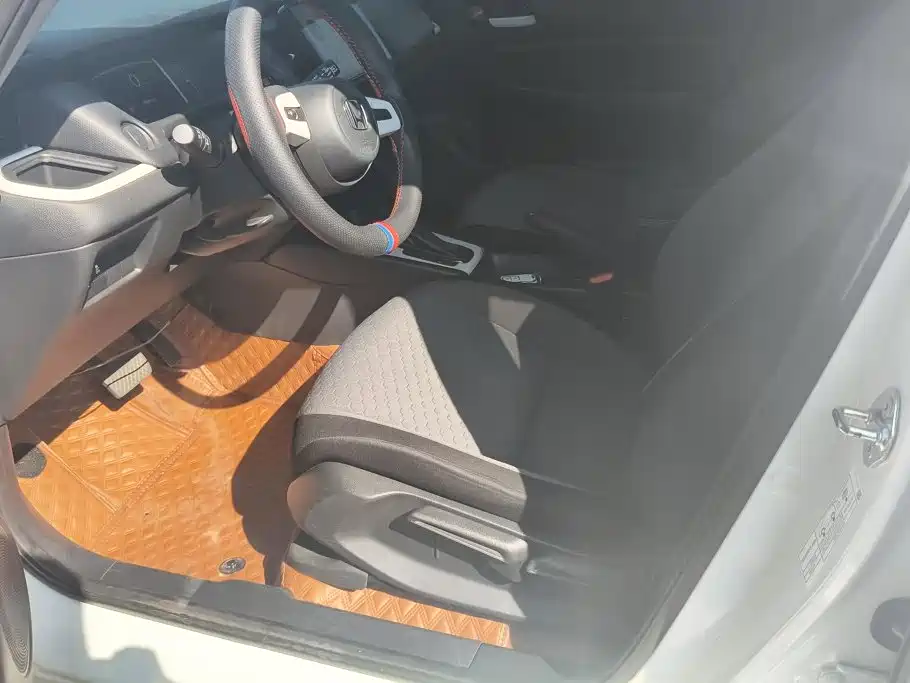 Honda Fit — фото 9