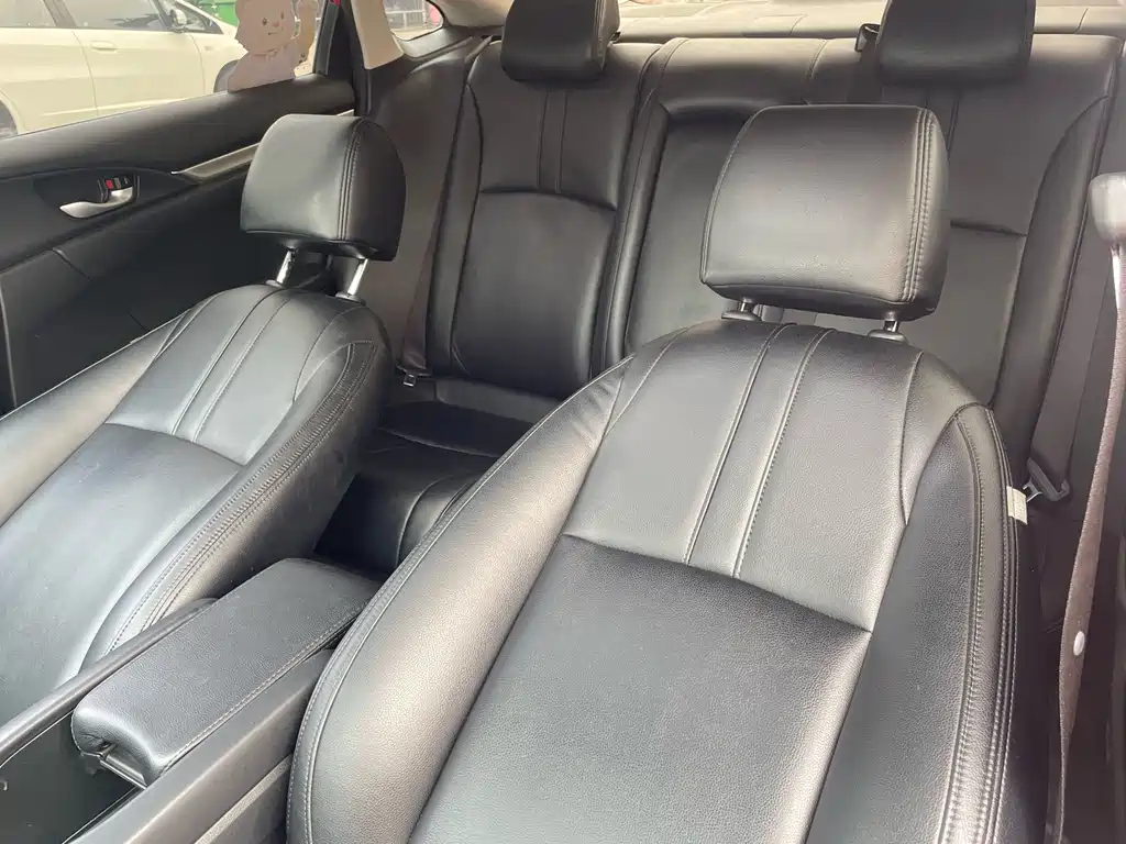 Honda Civic — фото 14