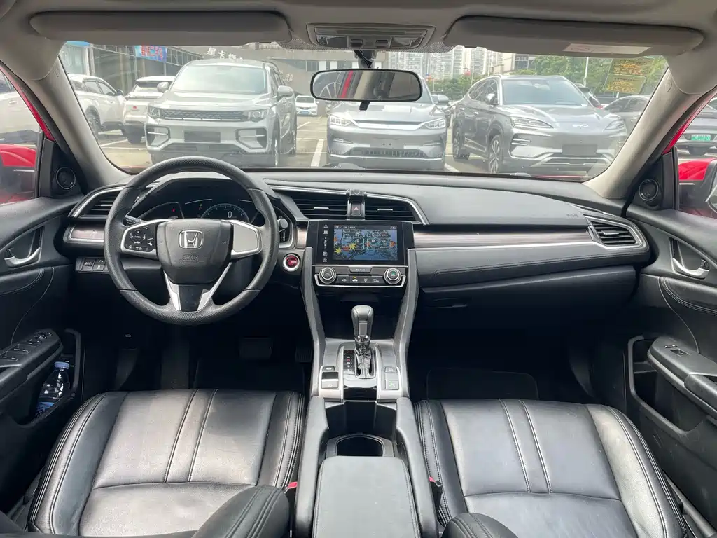 Honda Civic — фото 15