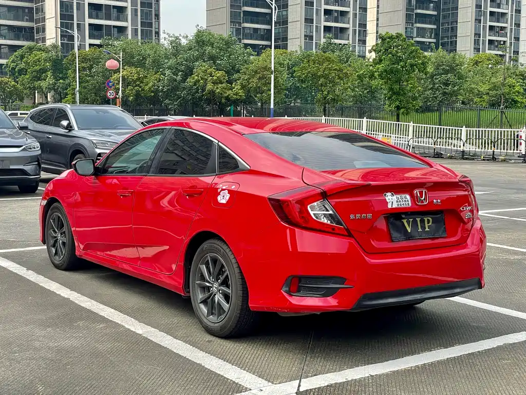 Honda Civic — фото 19