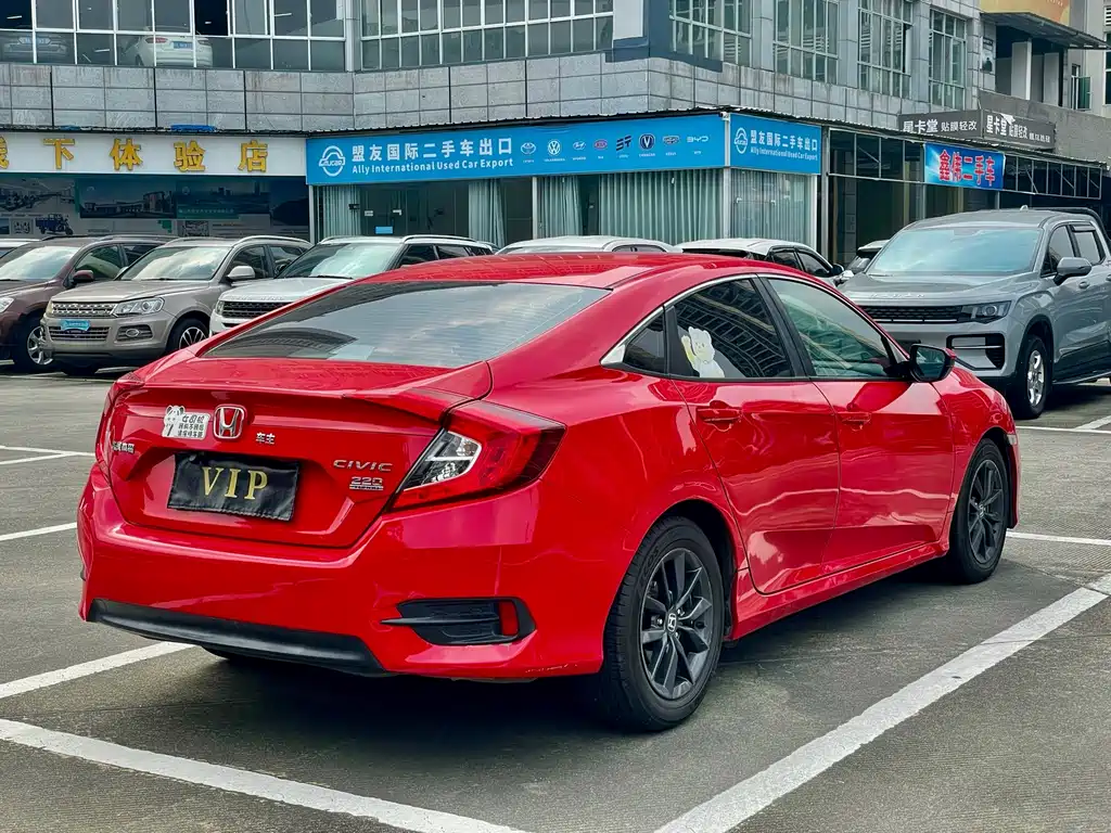 Honda Civic — фото 21