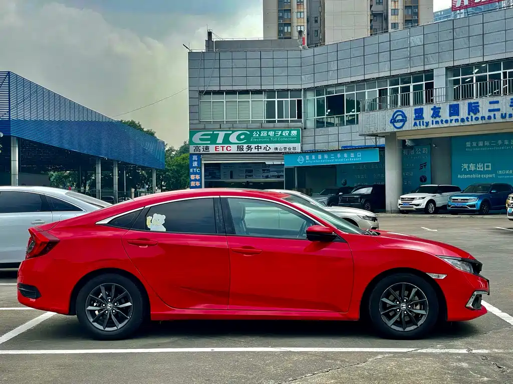 Honda Civic — фото 24