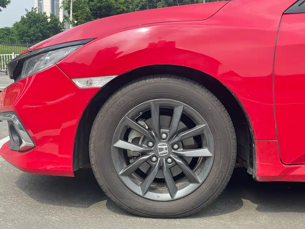 Honda Civic — фото 6